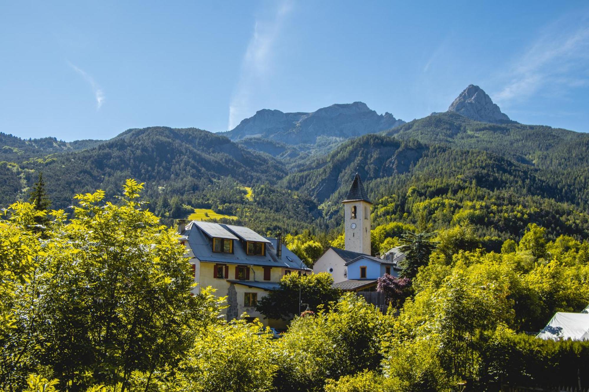 La Capitale - Les Gites De L Argile Barcelonnette Exterior foto
