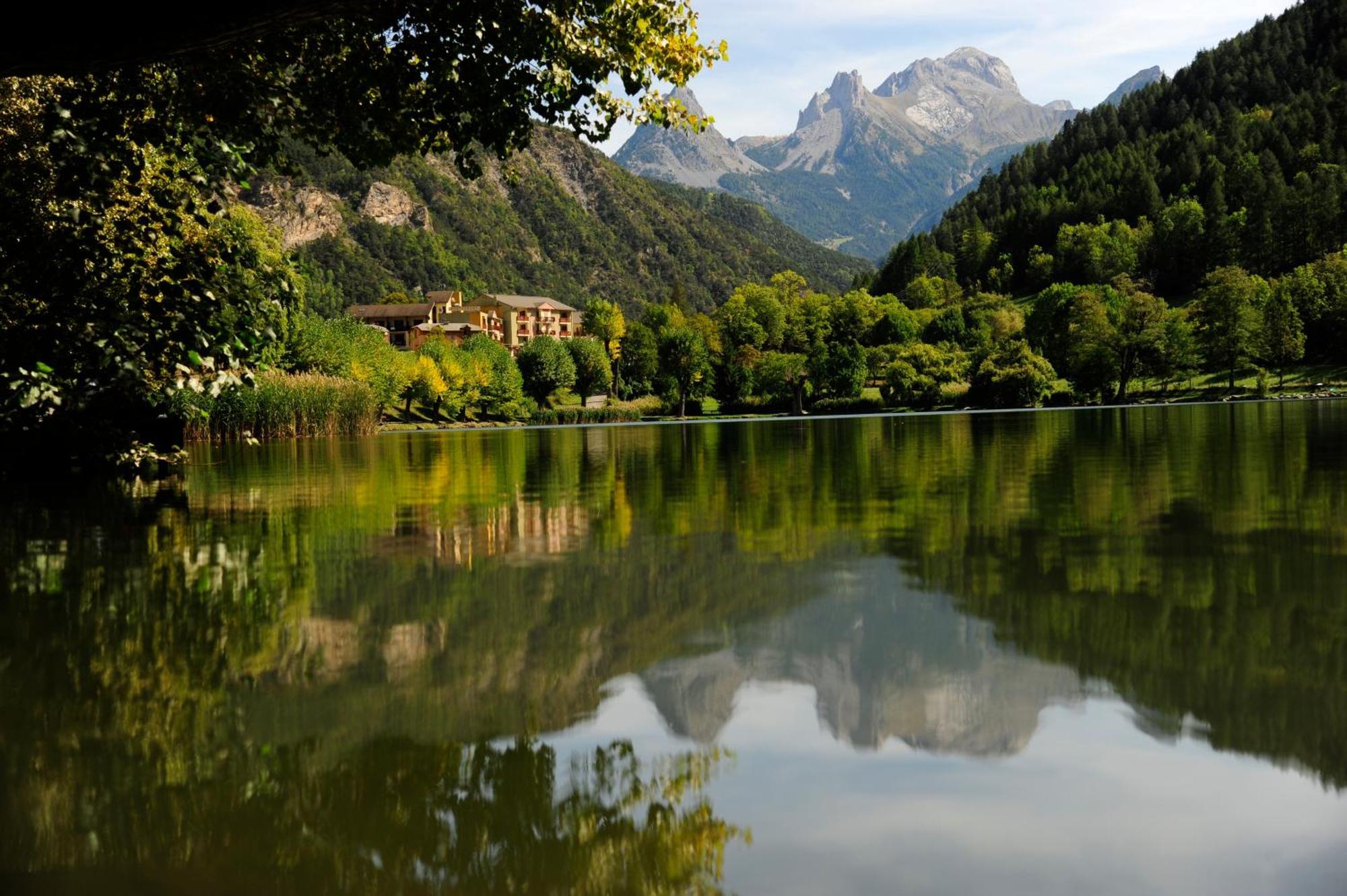 La Capitale - Les Gites De L Argile Barcelonnette Exterior foto