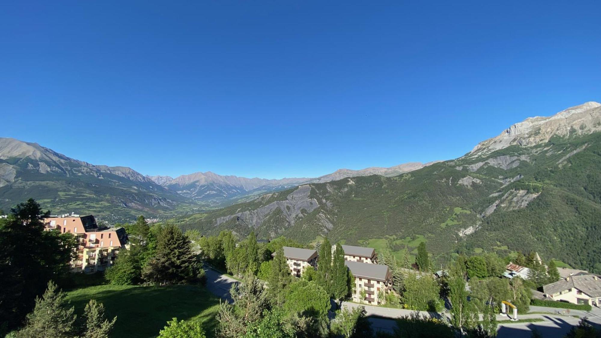 La Capitale - Les Gites De L Argile Barcelonnette Exterior foto