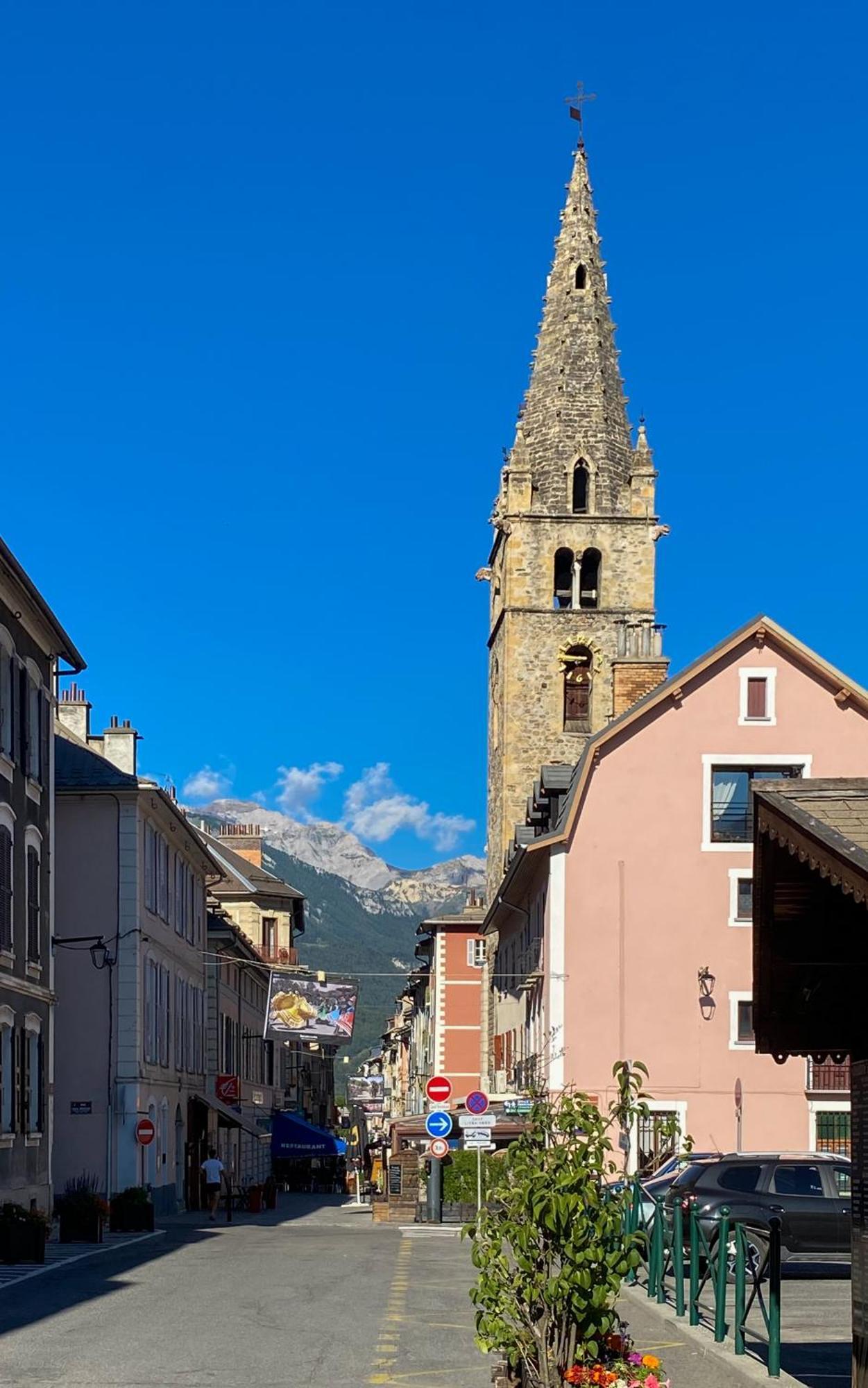 La Capitale - Les Gites De L Argile Barcelonnette Exterior foto