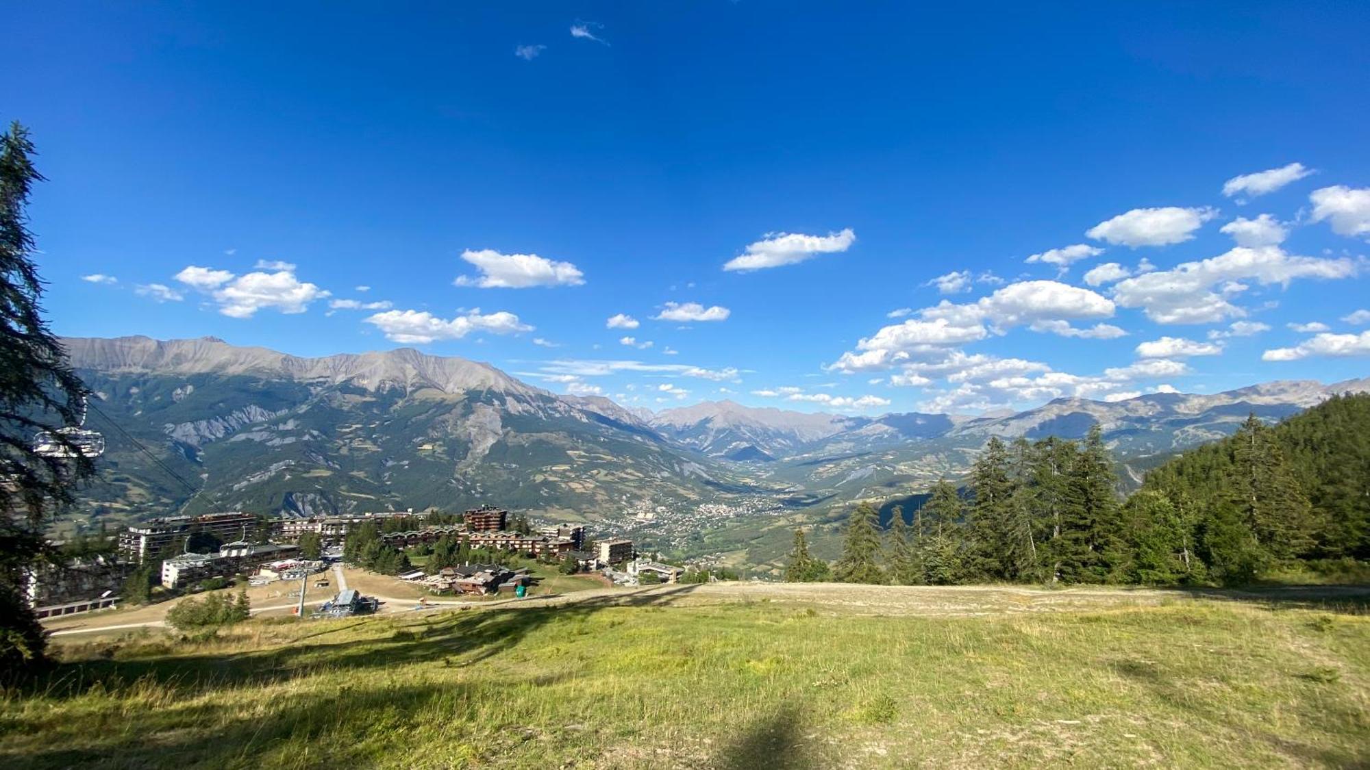 La Capitale - Les Gites De L Argile Barcelonnette Exterior foto